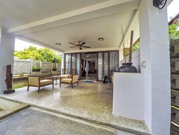 s hotel and resort