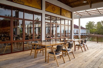 s hotel and resort