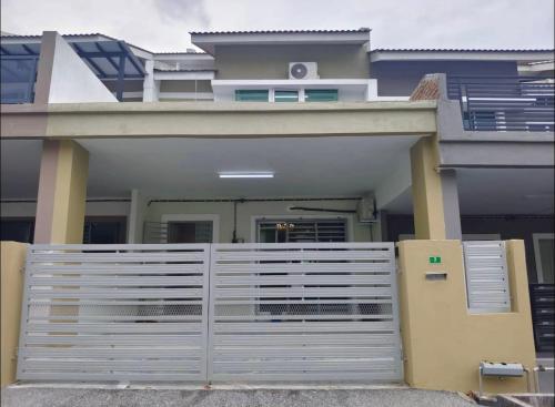 zaravip homestay