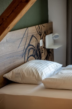 hotel and restaurant baren