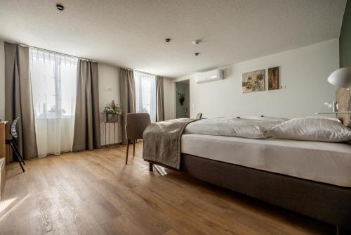 hotel and restaurant baren