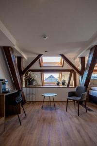 hotel and restaurant baren