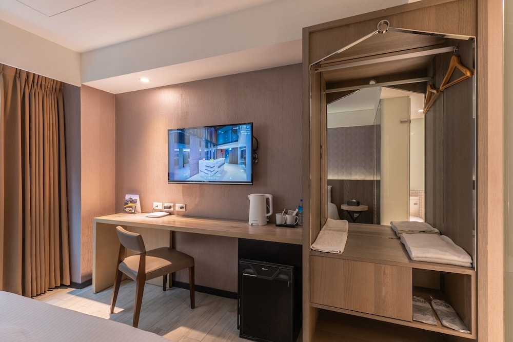 guide hotel taipei fuxing n