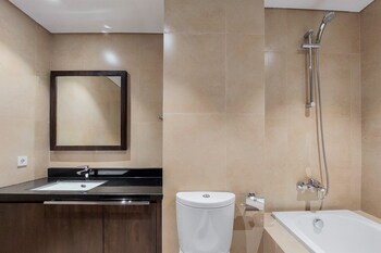 spacious 2br at branz bsd apartment