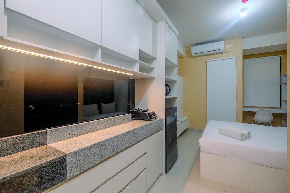 homey and comfort living studio apartment transpark cibubur