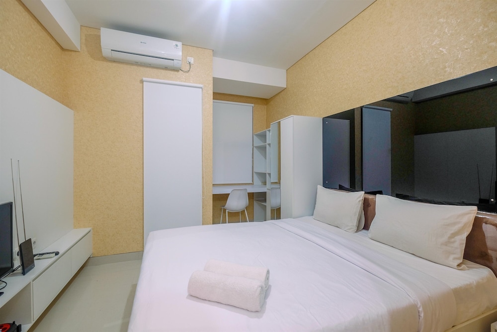 homey and comfort living studio apartment transpark cibubur