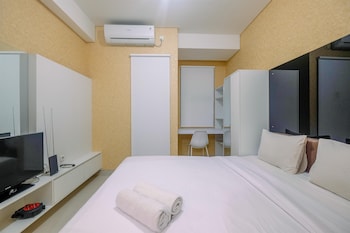 homey and comfort living studio apartment transpark cibubur