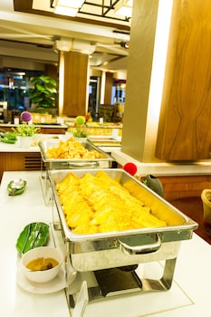 chiang mai gate hotel