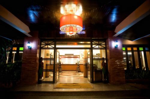 chiang mai gate hotel