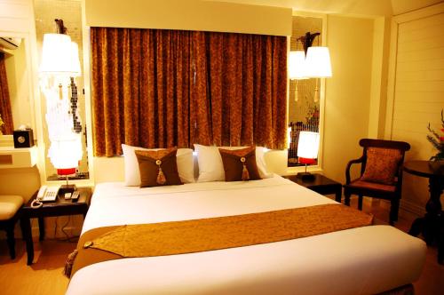 chiang mai gate hotel