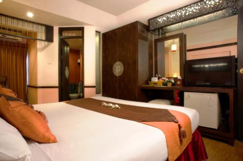 chiang mai gate hotel