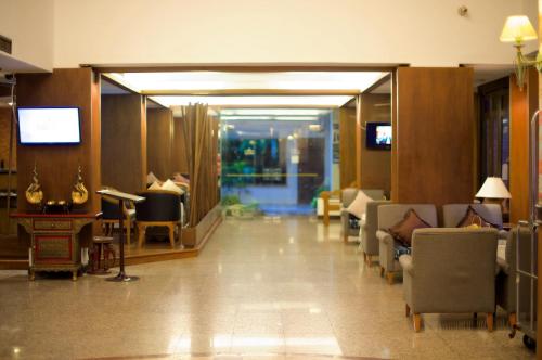 chiang mai gate hotel