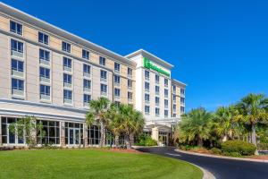 holiday inn and suites tallahassee conference ctr n