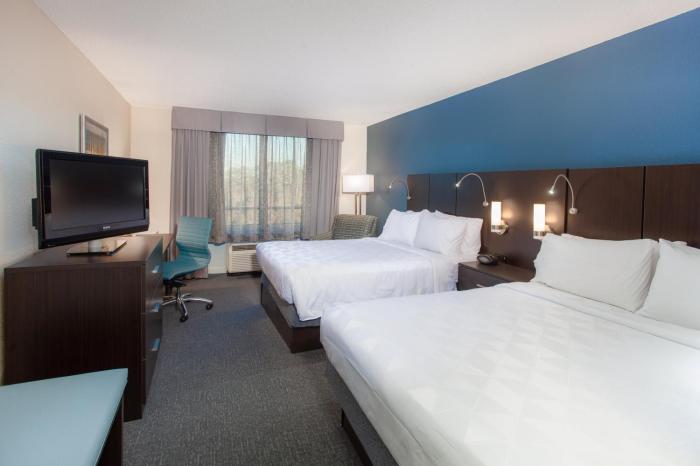 holiday inn and suites tallahassee conference ctr n