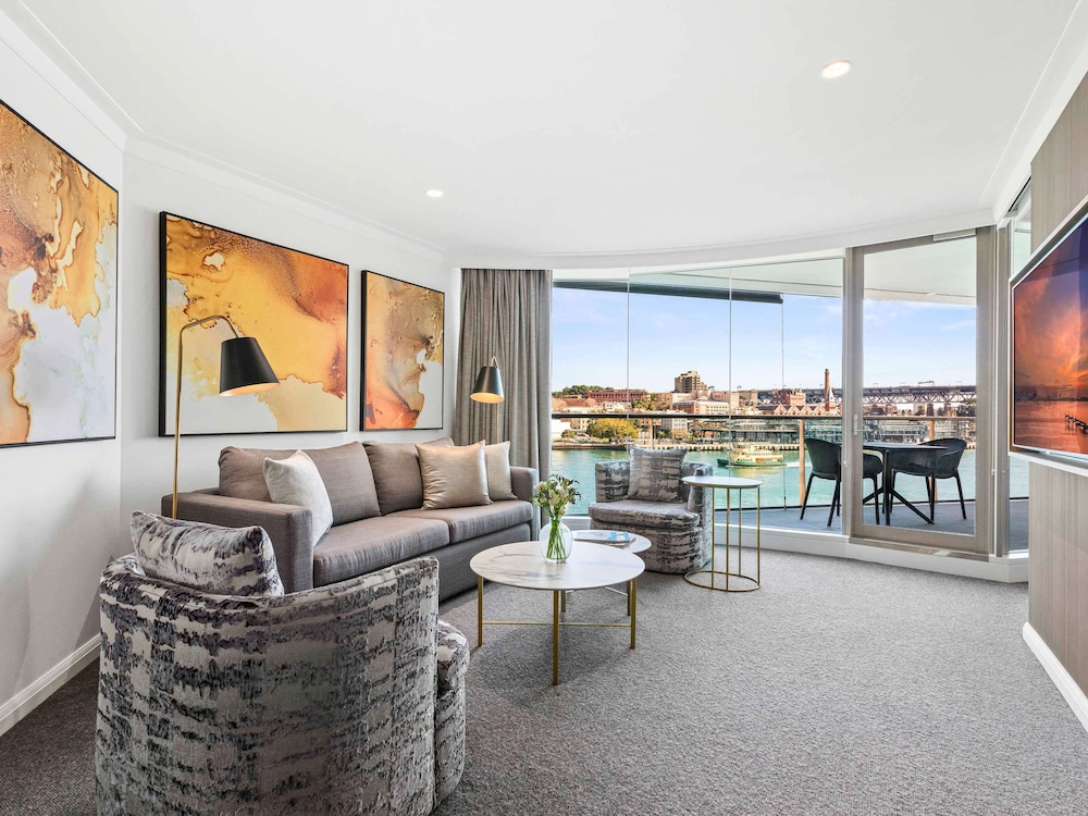 pullman quay grand sydney harbour