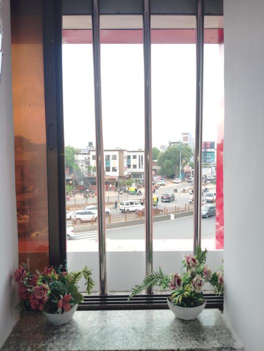 hotel sarovar inn