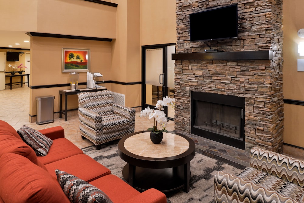 hotel chino hills