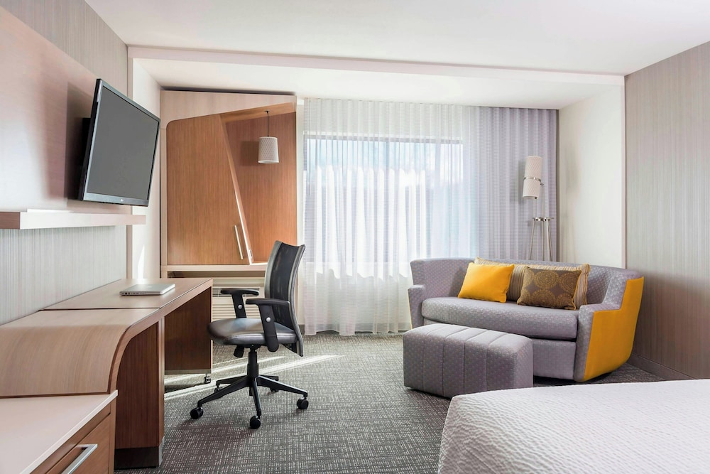 hotel chino hills