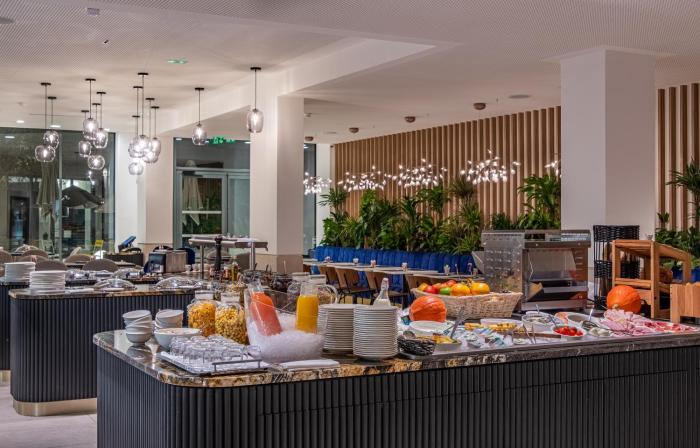 golden tulip lyon ouest techlid hotel and spa