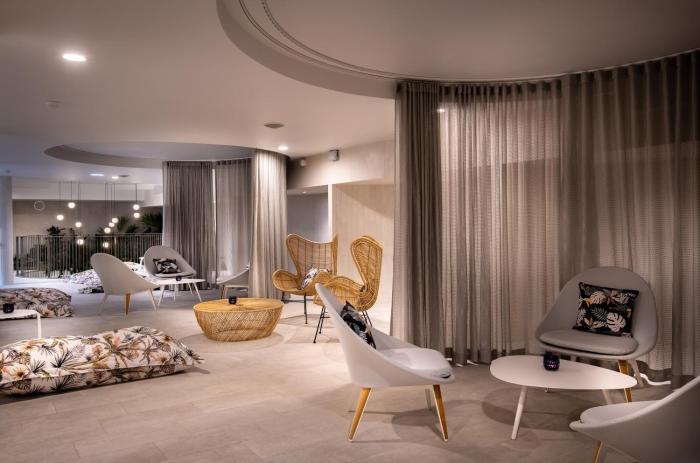 golden tulip lyon ouest techlid hotel and spa