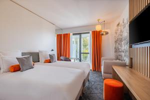 golden tulip lyon ouest techlid hotel and spa