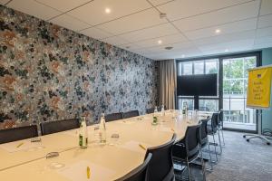 golden tulip lyon ouest techlid hotel and spa