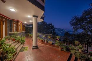 wingait inn hotel near the mall road