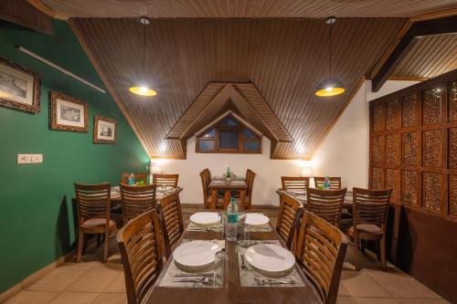 Wingait Inn - Hotel Near The Mall Road,,3 star