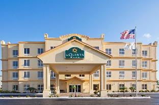 La Quinta Inn & Suites By Wyndham Tampa Central,Ozona>>Egypt Lake-Leto,3 star