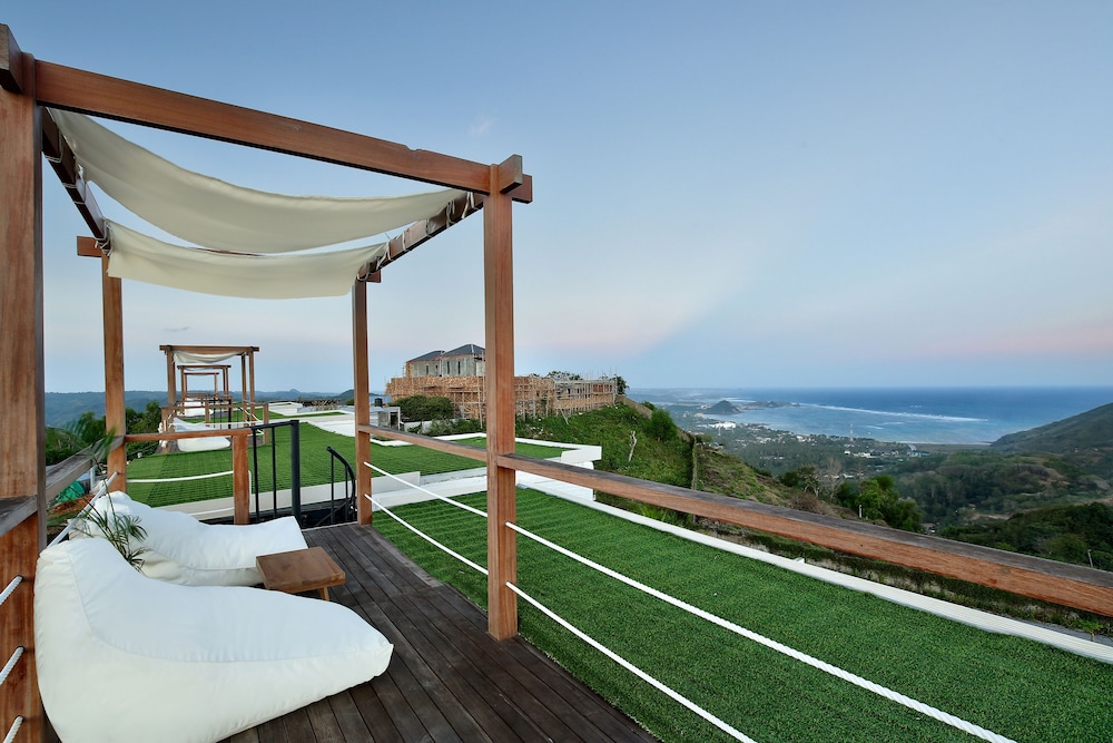 telescope villas lombok