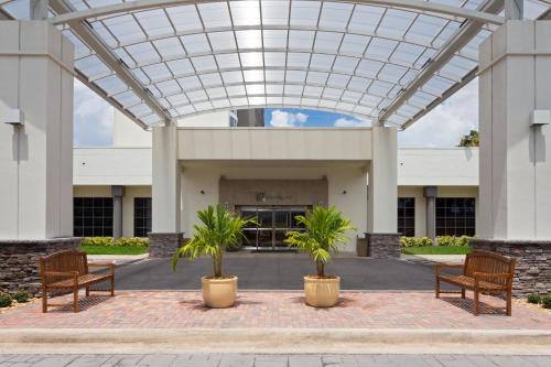 holiday inn tampa westshore airport area an ihg hotel