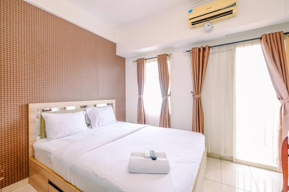 simply look studio room at margonda residence 2 apartment