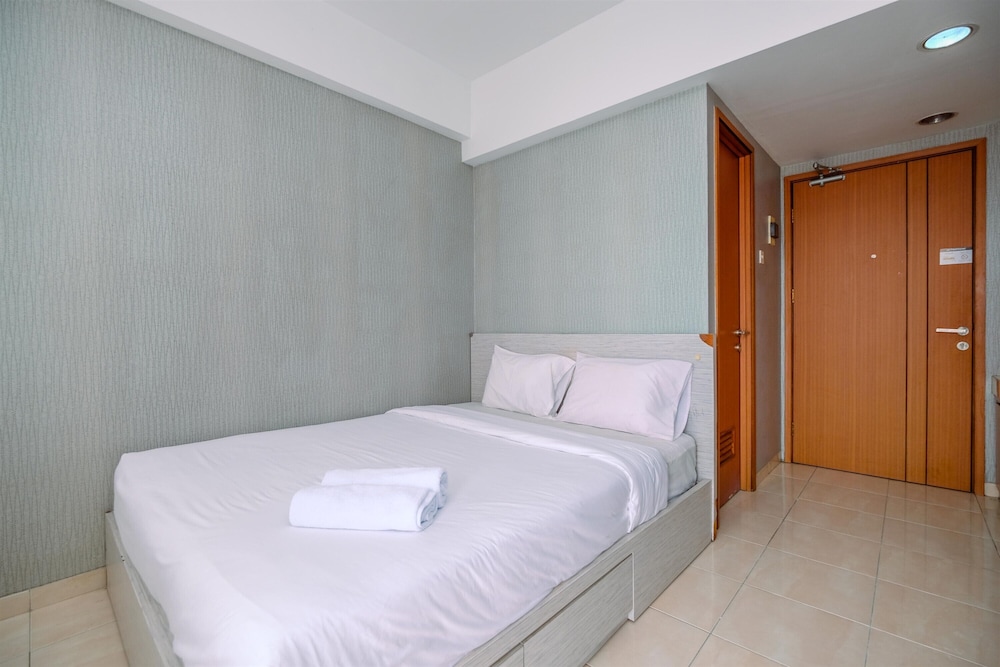 comfy studio apartment at margonda residence 3