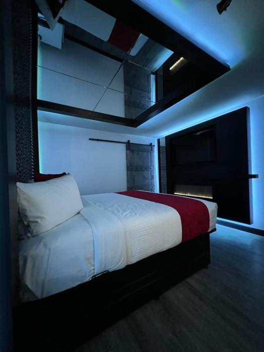 imperial suites