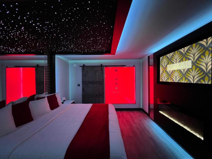 imperial suites