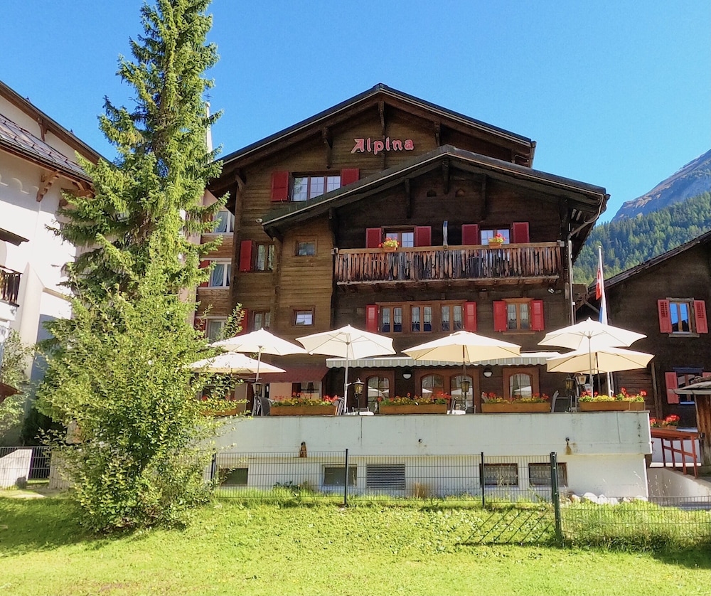 hotel alpina