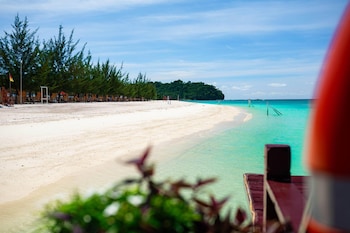 jsk mantanani island resorts