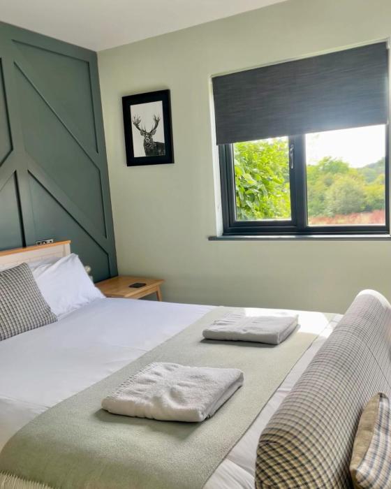 the baiting house and lodges