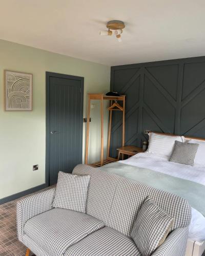 the baiting house and lodges