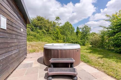 the baiting house and lodges