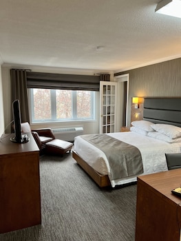 atlantic host hotel trademark collection by wyndham