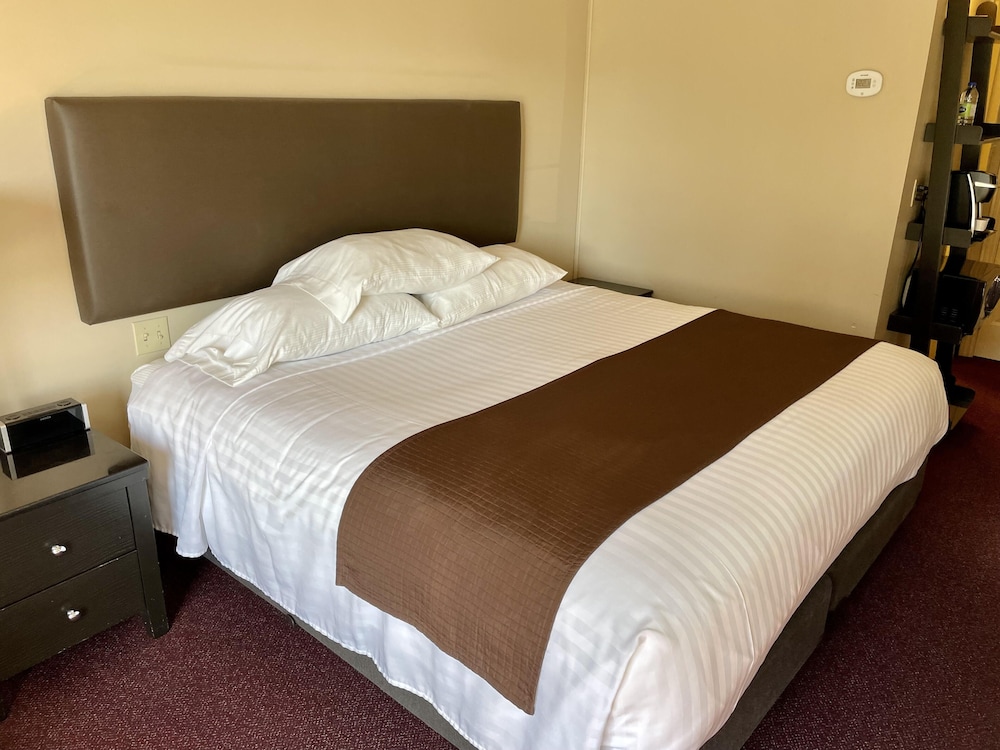 atlantic host hotel trademark collection by wyndham