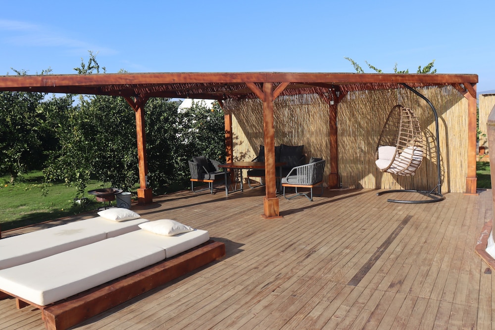 mandalin glamping