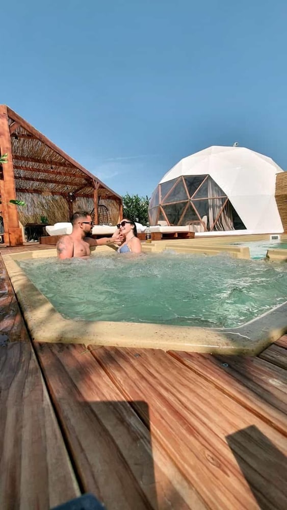 mandalin glamping