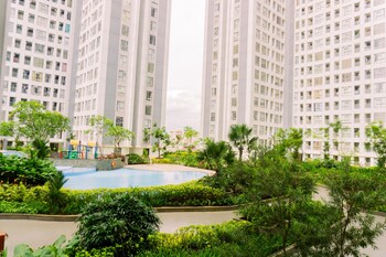 good deal and comfy 2br apartment at m town residence