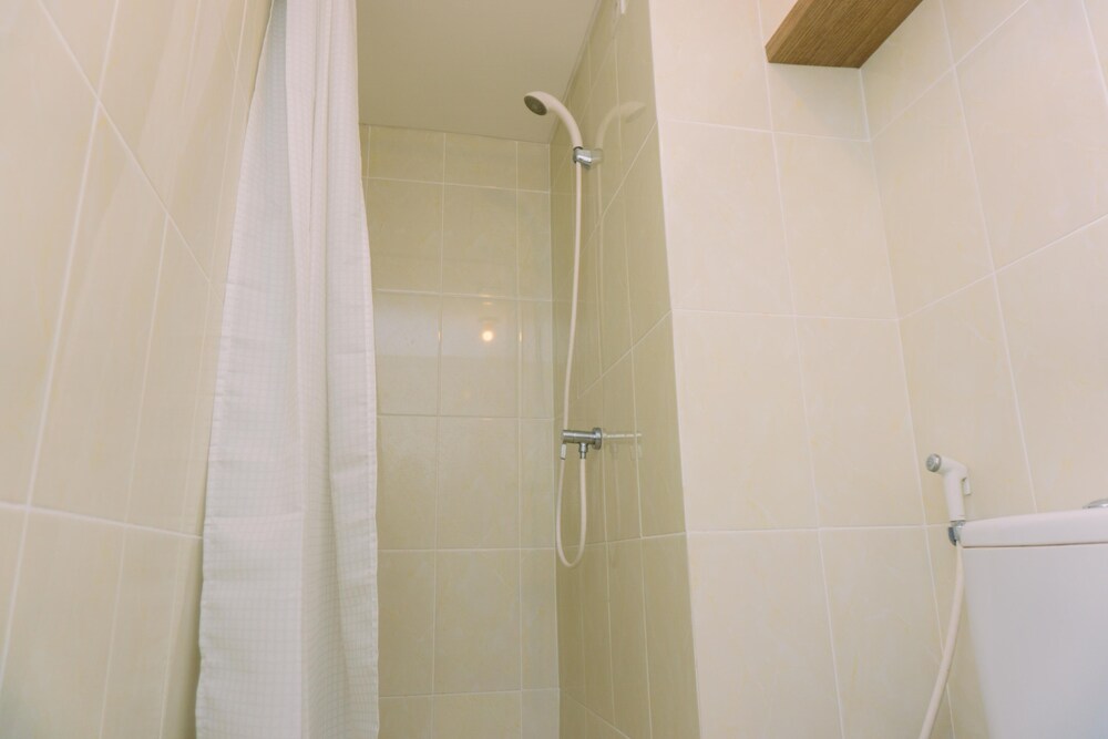good deal and comfy 2br apartment at m town residence