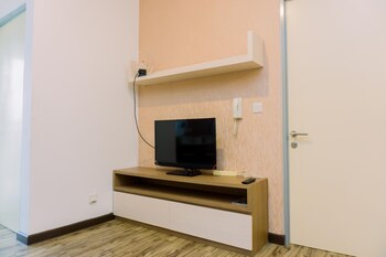 good deal and comfy 2br apartment at m town residence
