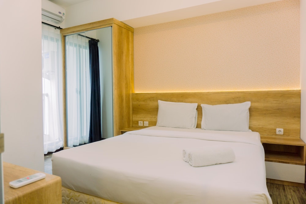 good deal and comfy 2br apartment at m town residence