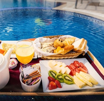 wonder palace hotel qatar