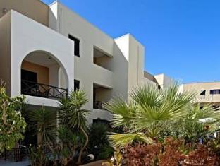 nami hotel and suites